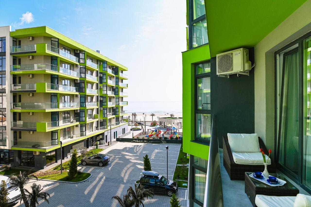 Teemo Beach Apartment, Alezzi Beach Resort Năvodari Exteriör bild
