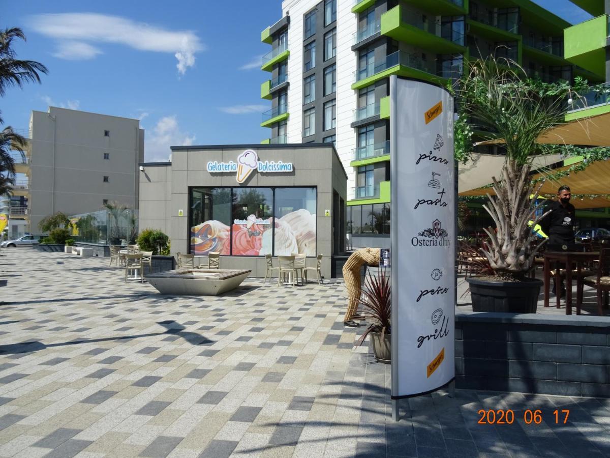 Teemo Beach Apartment, Alezzi Beach Resort Năvodari Exteriör bild